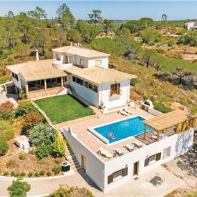 6 Bedroom Countryside Villa with Pool, near Algoz Sleeps 12